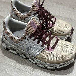 On Running Women's Beige and Mauve Sneakers